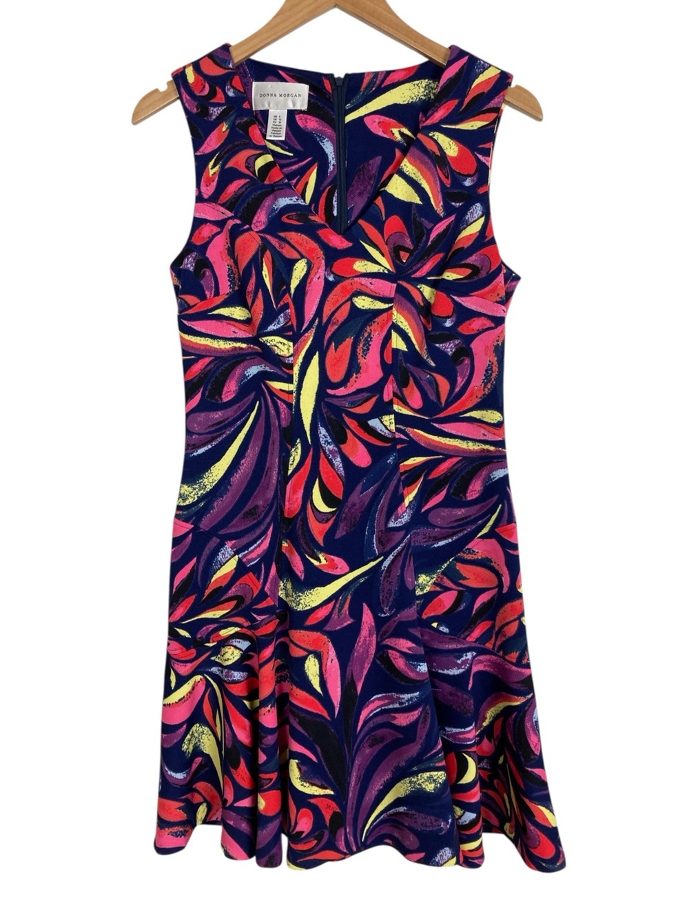 Donna Morgan Women's Bold & Colorful Retro Print Sleeveless Dress, Size 8